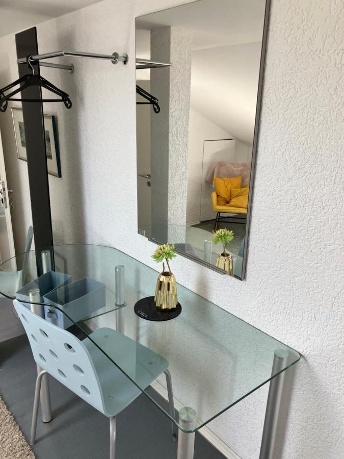 Ue Villa 4 Zimmer 히르샤이트 외부 사진