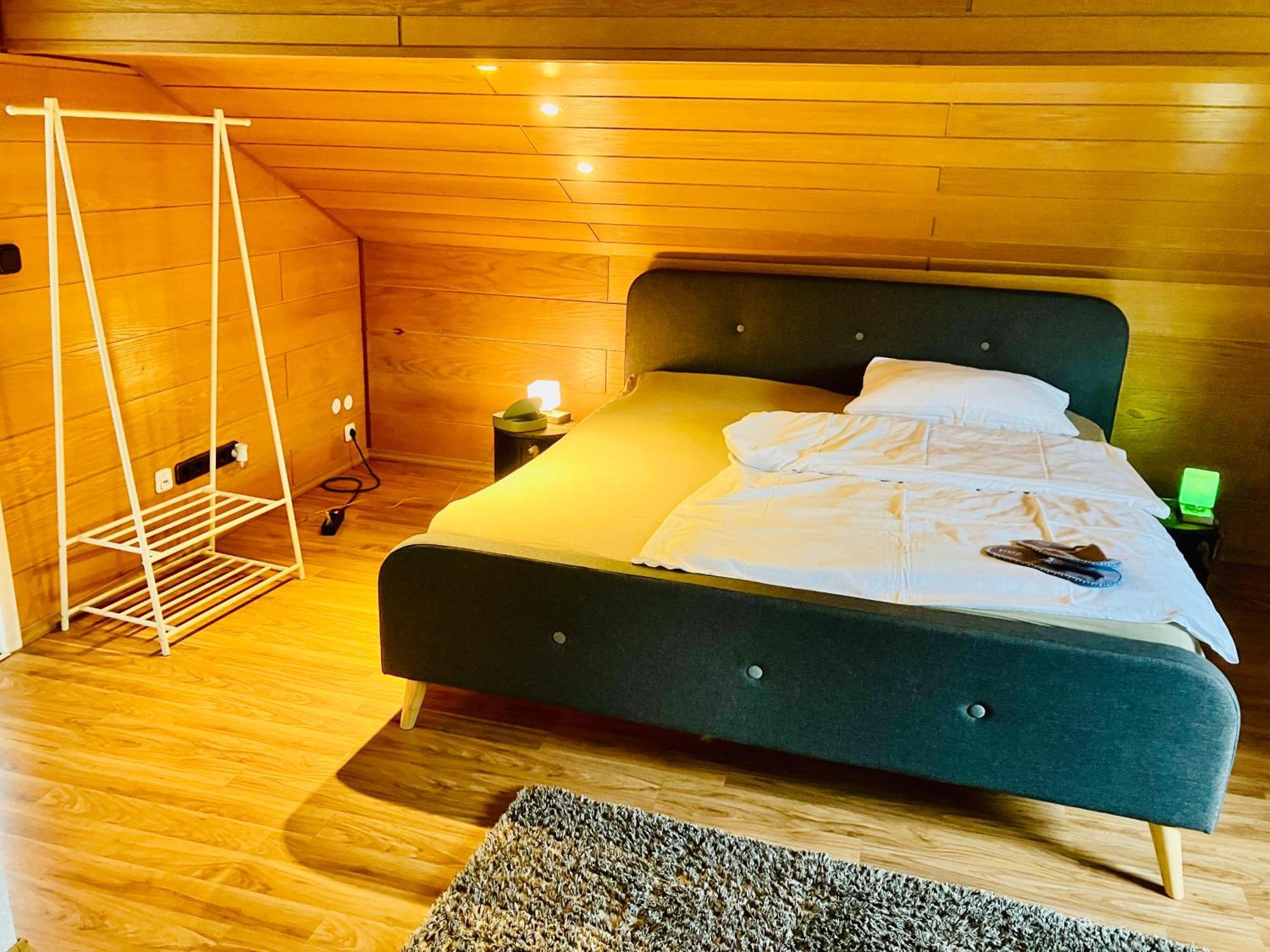 Ue Villa 4 Zimmer 히르샤이트 외부 사진