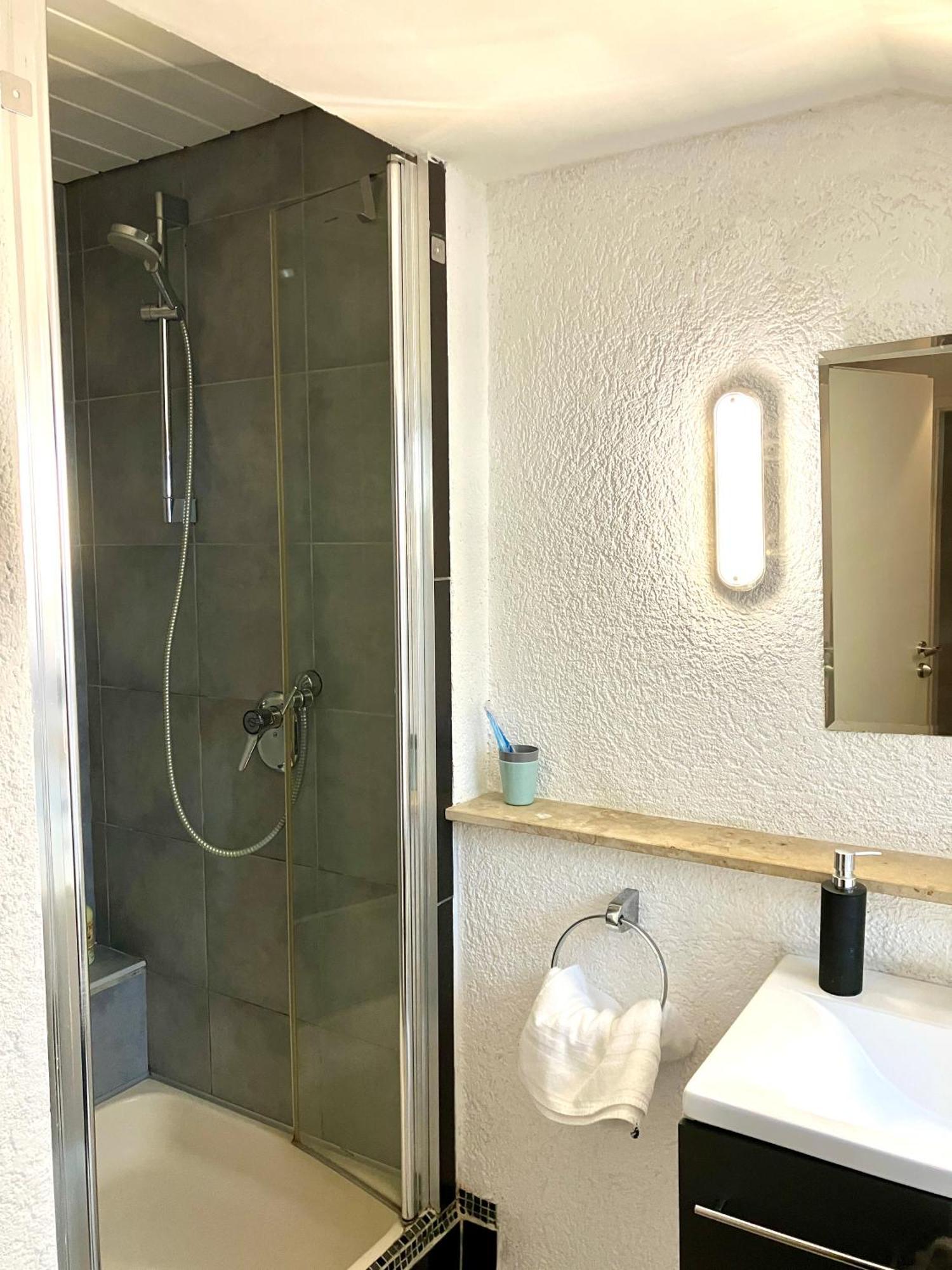 Ue Villa 4 Zimmer 히르샤이트 외부 사진